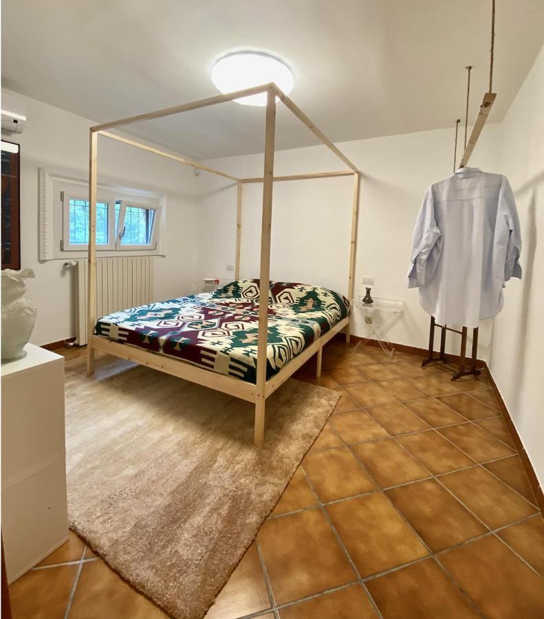 Nebbiuno La Casetta Dalla Porta Rossa מראה חיצוני תמונה